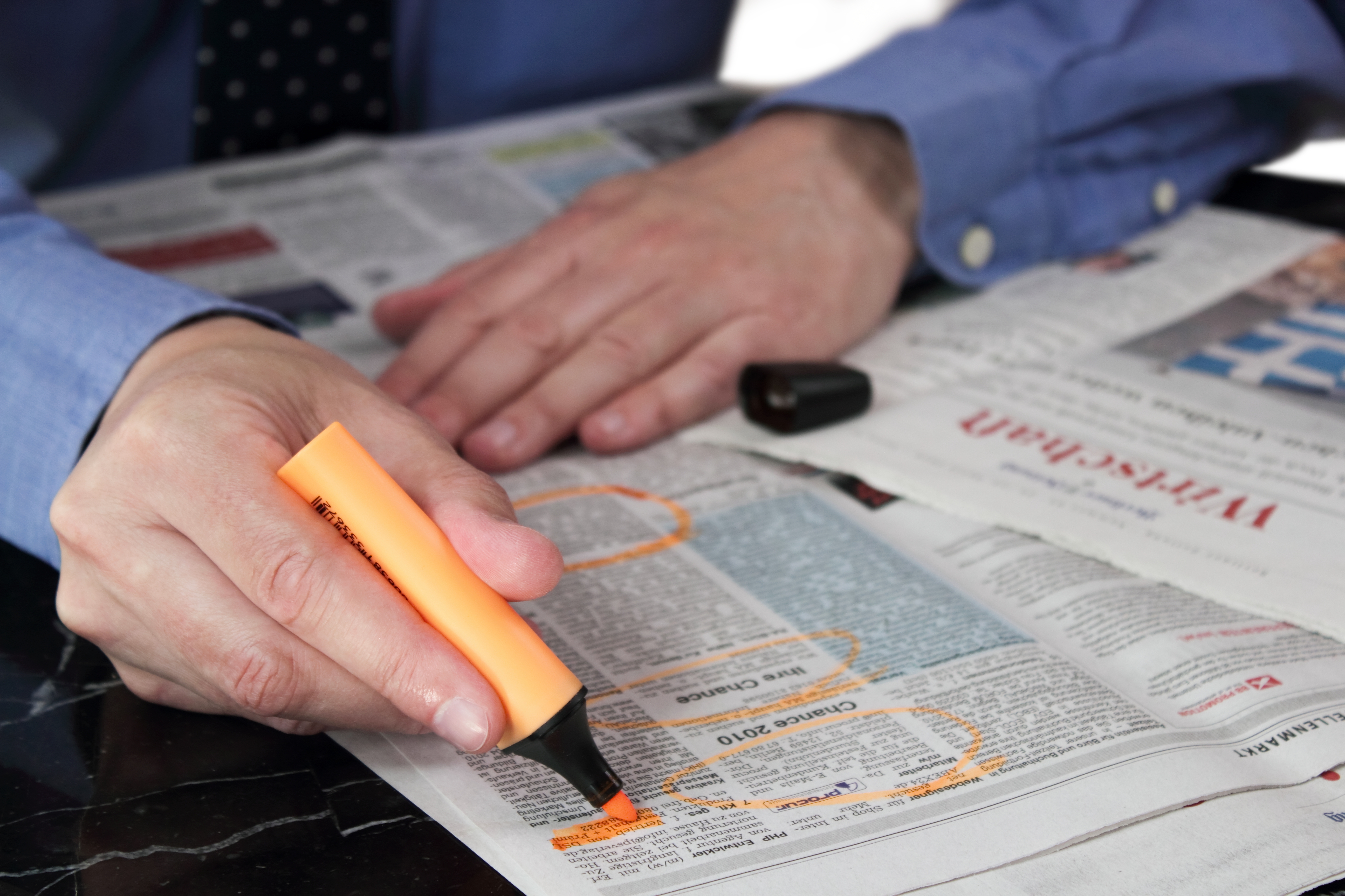 Stellenanzeigen in Zeitung